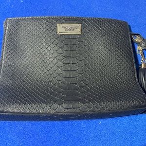 Victoria Secret Black Cluth